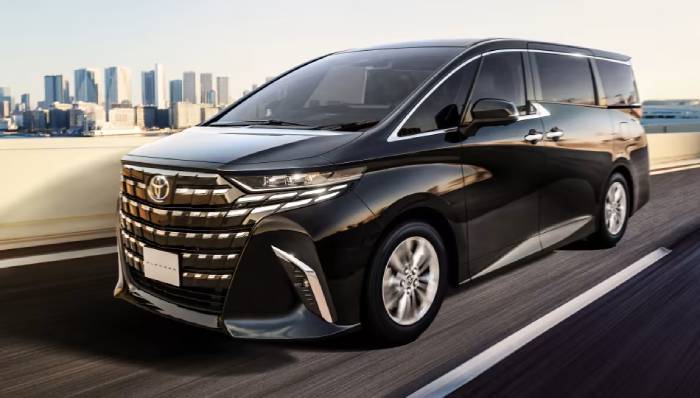 Toyota Lüks Minivan Araçlar Yokohama Lastikleri ile Donanıyor